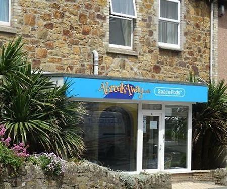 Abreakaway Lodge New Quay エクステリア 写真